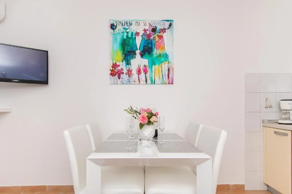 Motovunska 39B Apartment Porec